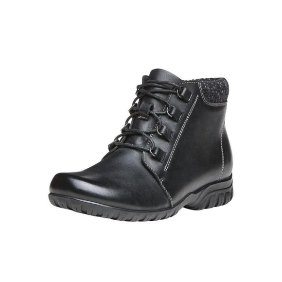 Propét Women's Delaney Ankle Bootie in Black, Size 8.5 Wide US - Picture 4 of 5